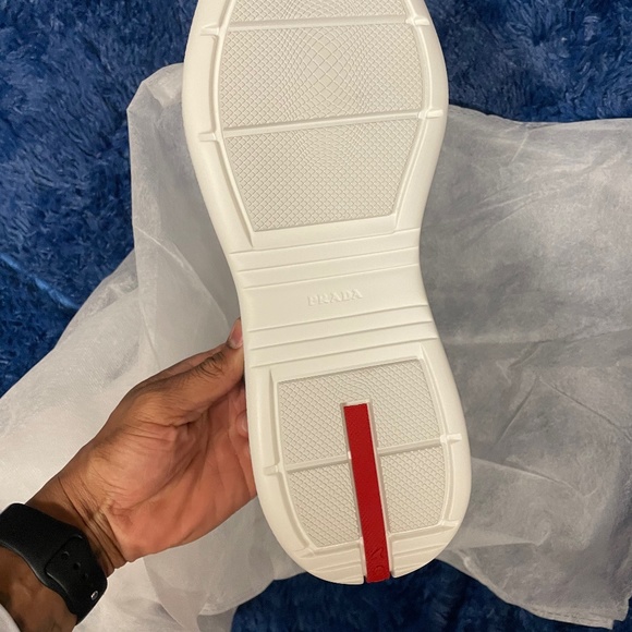 Pradas - Picture 1 of 4